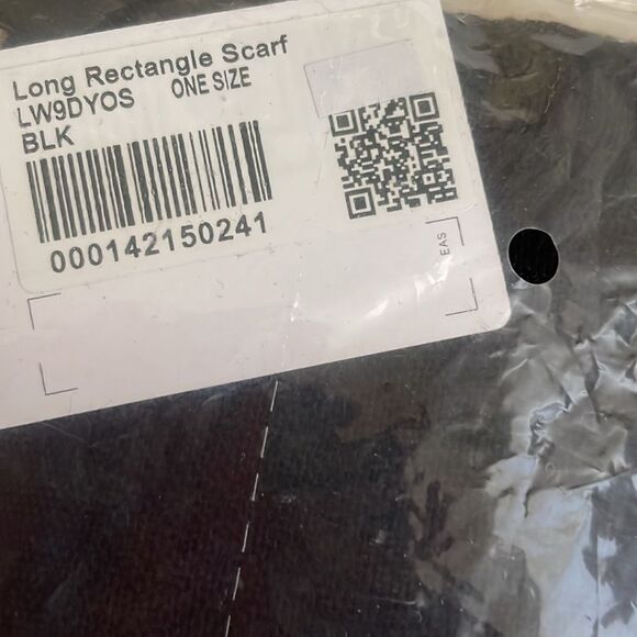 NWT LULULEMON LONG RECTANGLE SCARF BLACK BRAND NEW ALL TAGS PERFECT - Picture 3 of 3